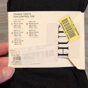 HUE Accessories - 🎈NWT. Hue opaque tights. Black. Size 5 plus HUE Accessories - 🎈NWT. Hue opaque tights. Black. Size 5 plus